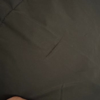 Ayıplı Montta Yırtık Olmasına Rağmen Mağaza Çalışanları Yardım Etmedi