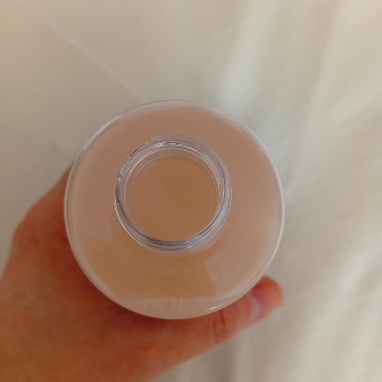 La Vesa Cosmetic Ürünün Rengi Adeta Çamur Suyu Gibi