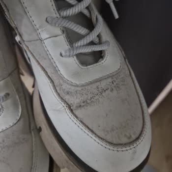 Greyder Botlarda Küf Benzeri Lekeler Ve Kalite Sorunu