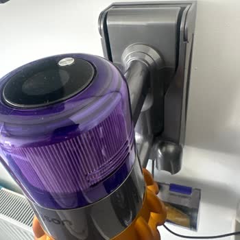 Dyson V15 Süpürge Garanti Sonrası Sürekli Arıza Veriyor Ve Ücretsiz Servis Talep Ediyorum