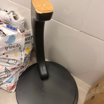 TV Ünitesi Yamuk Ve Sehpa Kırıldı, Firma Garanti Ve Çözüm Reddetti