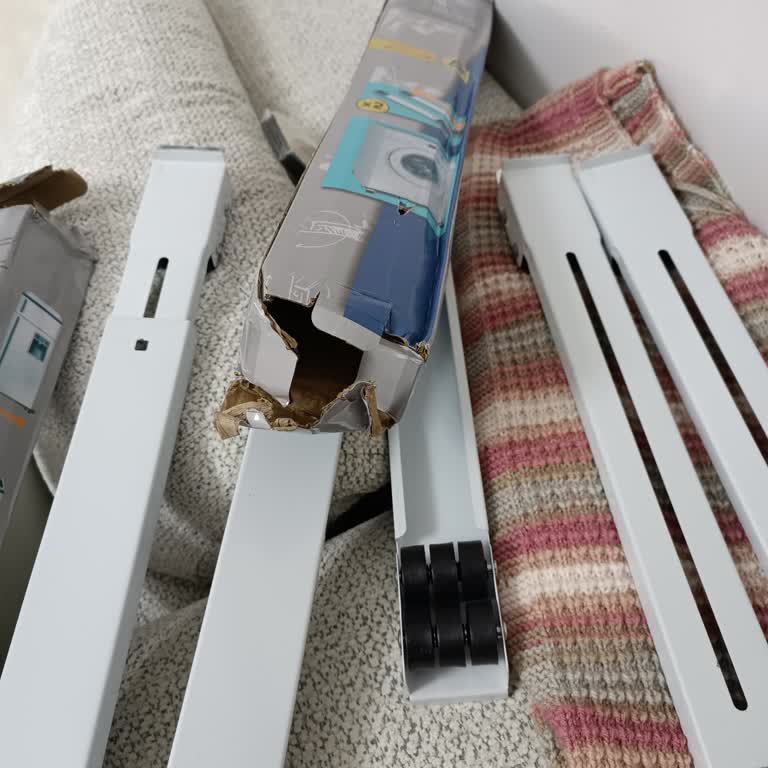 Sosyal Medya Üzerinden Satın Alınan Setin Eksik Kargosu Satıcı Belirsiz