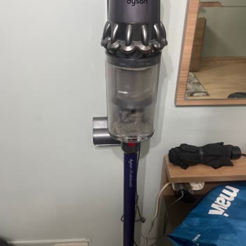 Dyson V11 Süpürge İki Gün Çalıştı Sonra Arızalandı Müşteri Hizmetleri Zorla Servise Gönderiyor