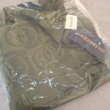 Organic Scarfs Yanlış Renk Ve Sigara Kokulu Şal İçin Geri Ödeme Talebi