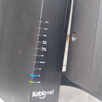 Ek