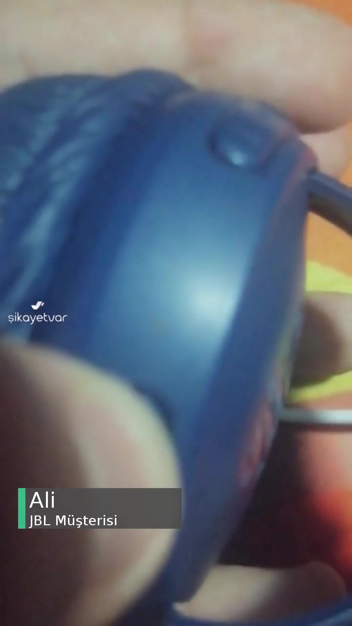 JBL 520 Bt Şarj Olurken Kırmızı Işık Yanıp Sönmesi videonun kapak resmi