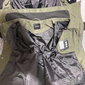 Nefes Almayan Yağmurluk İçin İade Talebi