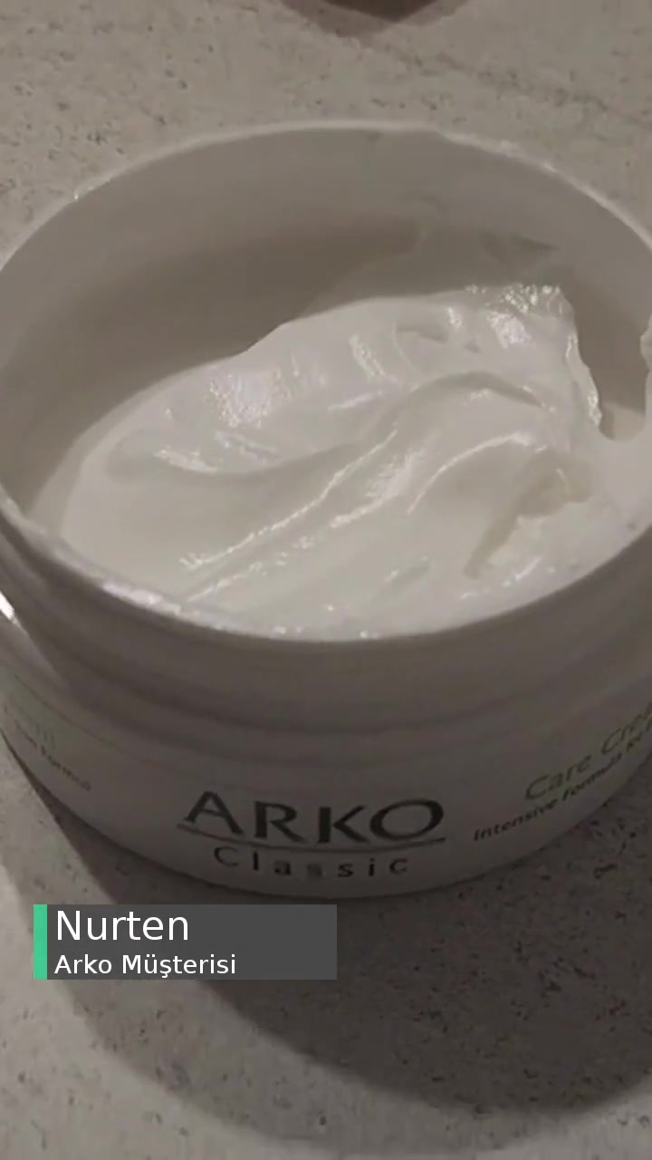 Arko Kusurlu El Kremi videonun kapak resmi