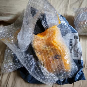Hasarlı Kargo Nedeniyle Kırılan Ürünüm İçin Ücret İadesi Talebi