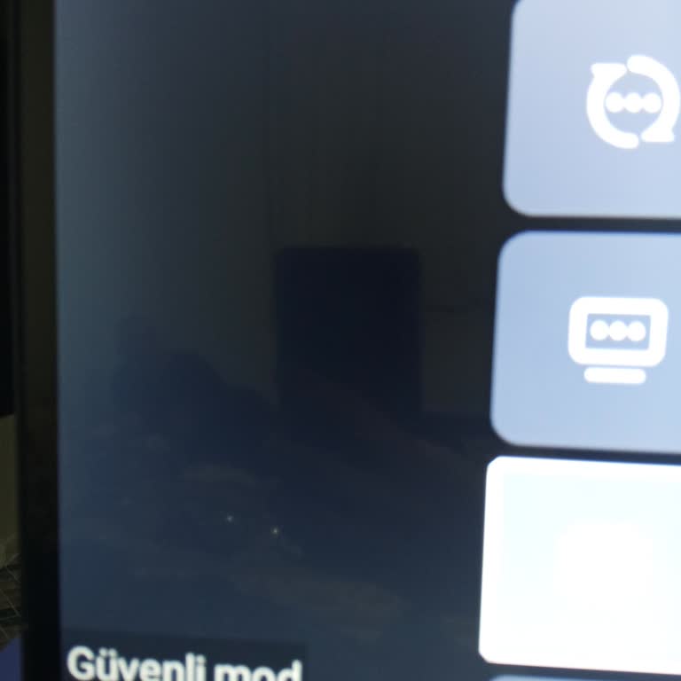 Güvenli Modda Kalan Televizyon Ve Çalışmayan Kumanda İçin Uzaktan Destek Talebi