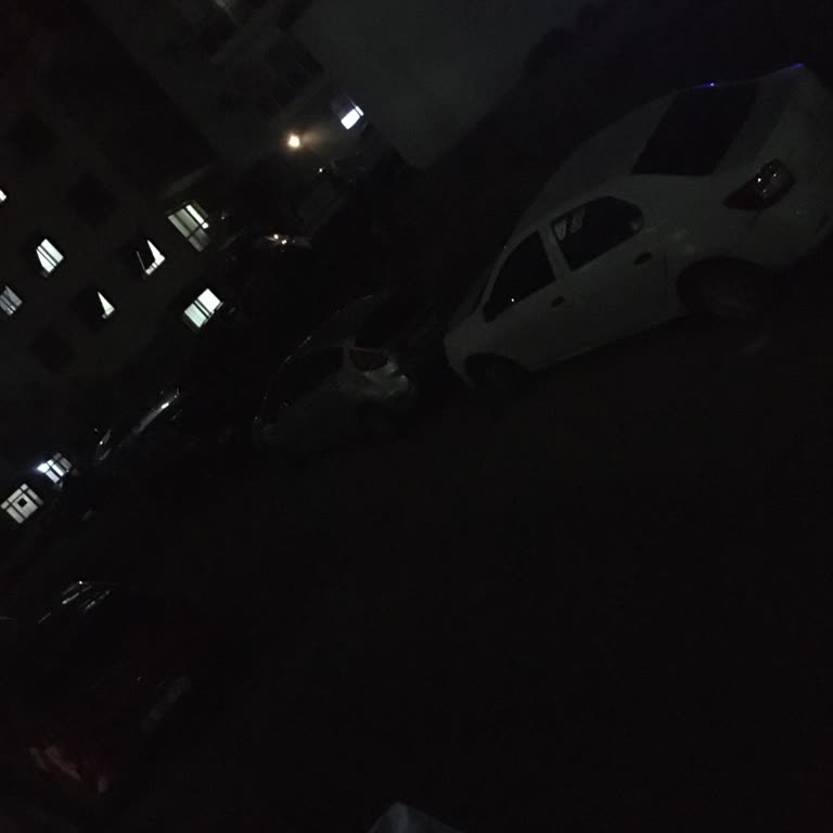 Karabağlar’da Sokak Aydınlatması İki Haftadır Çalışmıyor, Çocuk Güvenliği Tehlikede