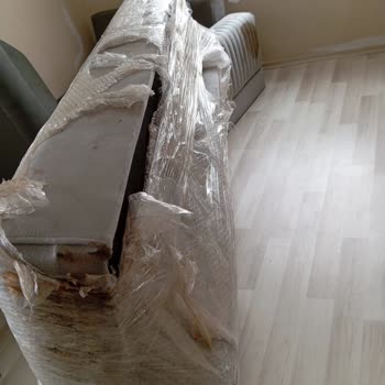 Atılım Nakliyat Ekstra Ücret Şartı Ve Zarar Görmüş Mobilyalar İçin Tazminat İsteği