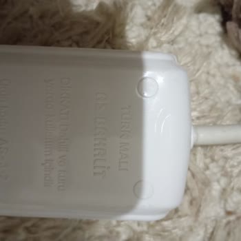 İstanbul Küçükçekmece Mağazasından Alınan As Bakalit Üçlü Kablonun Vidaları Bilerek Köreltilmiş