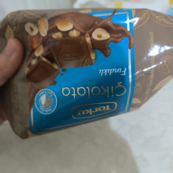 Torku Fındıklı Çikolata İçinde Sert Parça, Diş Sağlığına Tehlike