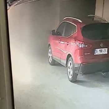 Arçelik Servis Teknisyeninin Otopark Yangını Çevreyi Tehlikeye Attı