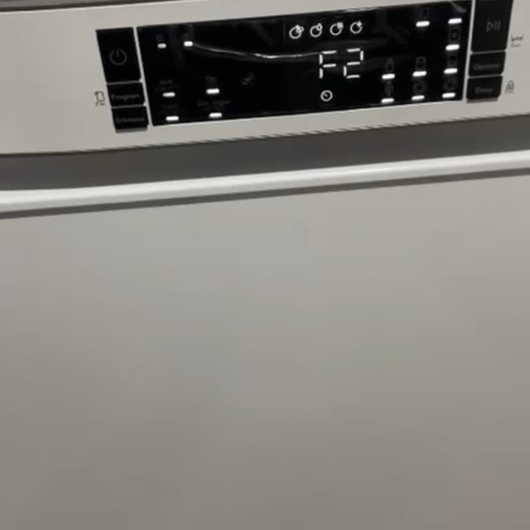 Yeni Bulaşık Makinem Hata Veriyor, Garanti Belgesi Yok, Ücret İadesi İstiyorum