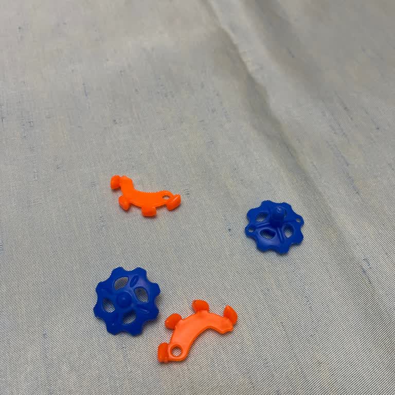 Ozmo Sürpriz Yumurtada Oyuncak Parçaları Uymuyor