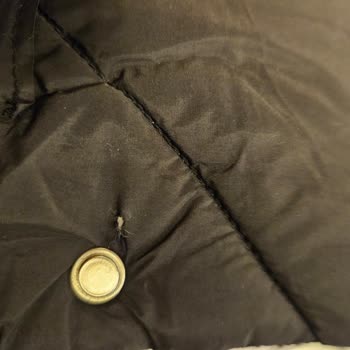 Metal Çıtçıtlar Nedeniyle Montta Hızlı Yırtılma Ve Değişim Talebi