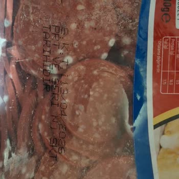 Tandoğan Sucukları Paketi Açınca Sucukların Büyük Bir Kısmının Küflenmiş Çıktı