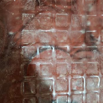 Tandoğan Sucukları Paketi Açınca Sucukların Büyük Bir Kısmının Küflenmiş Çıktı