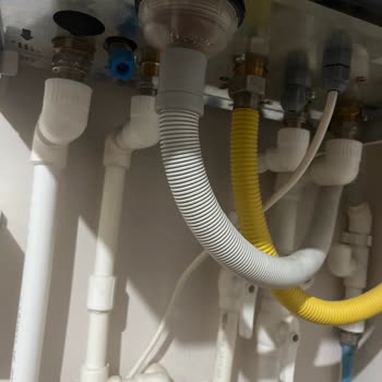 Daikin Premix Kombinde Su Kaçağı Ve Ücretsiz Onarım İsteği