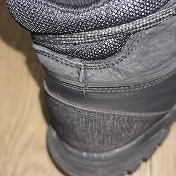 Lumberjack Botun Çatlaması Ve Ücret İadesi Talebi