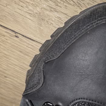 Lumberjack Botun Çatlaması Ve Ücret İadesi Talebi