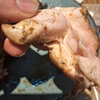 İçinde Çiğ Kalan Tavuk: İade Ve Uyarı Talebi