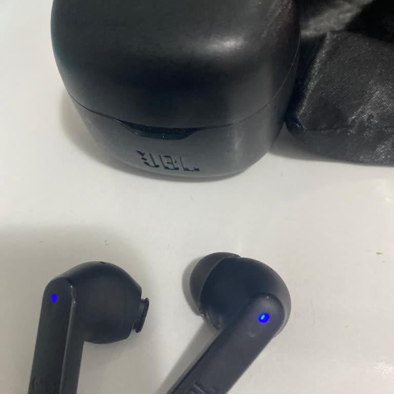 JBL Tune Flex Kulaklık Uçları Bulunamıyor, Yedek Parça Sorunu Kullanımı Neredeyse İmkansız Kılıyor