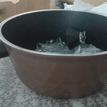 Yanlış Ve Kırık Tencere Seti Gönderildi, Müşteri Hizmetlerinden Yanıt Yok