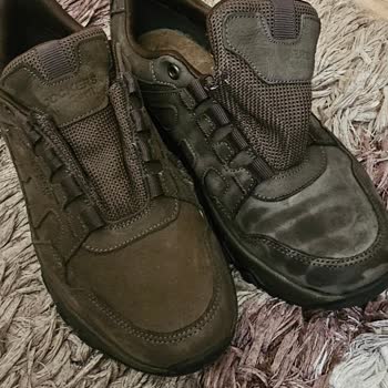 FLO Mağazasındaki Ayakkabının Hızlı Renk Açması Ve Fişsiz İade Reddi