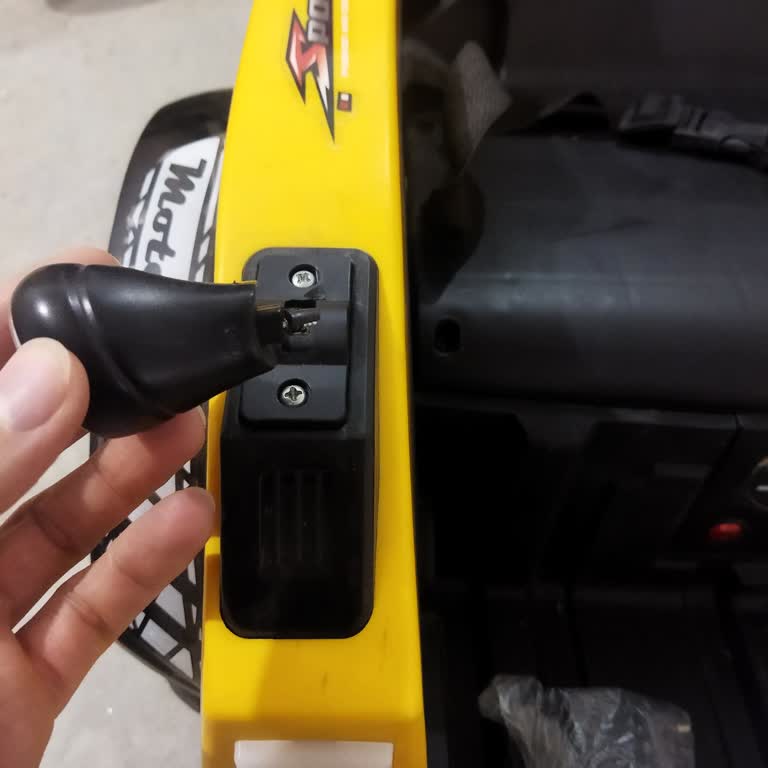 Kırık Ürün Ve Çözüm Sunulmaması Nedeniyle İade Talebi