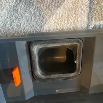 Evidea'dan Kullanılmış Şarjlı Süpürge Gönderilmesi Ve Çözüm Eksikliği