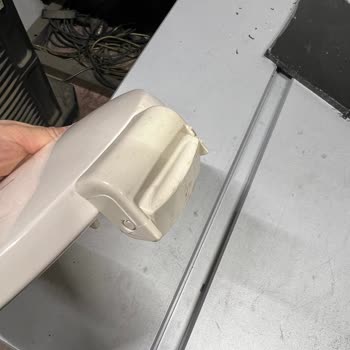 Primanova Çöp Kovası Menteşe Kırılması Ve Parça Temininde Çözüm Talebi