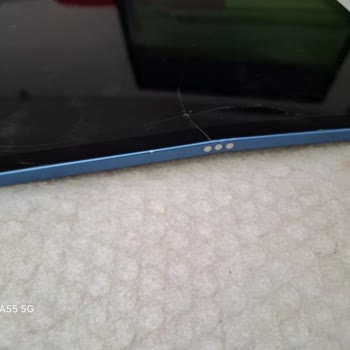 Aras Kargo İle Gönderdiğim Tablet Kırık Ekranla Geri Döndü Ve Müşteri Hizmetleri Yanıt Vermiyor