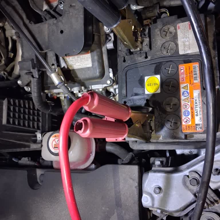 Garanti Aküsü Değişimi Bilgilendirilmediği İçin Müşteri Mağduriyeti