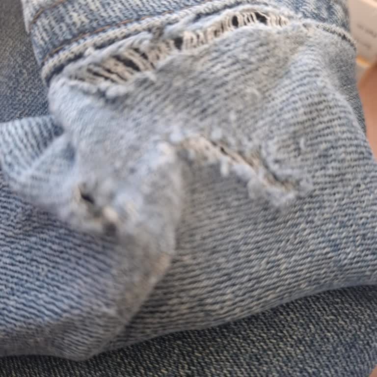 Mavi Jean'de Erken Yırtılma Ve Haksız Reddetme, İade Talebi