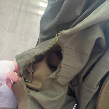 Koton Bandırma Mağazasında Kaşe Montta Tekrarlayan Astar Ayrılması Ve Çözüm Talebi