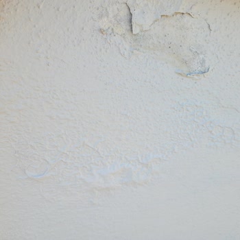 Marshall Dış Cephe Boyasında Kabarma Ve Cevapsız İletişim