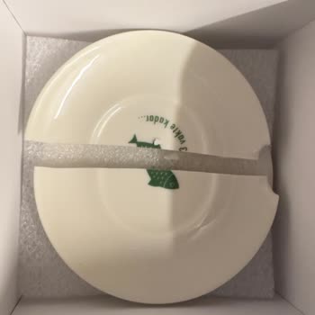 Starbucks Kırık Fincan Tablası Değişim Talebi Reddedildi