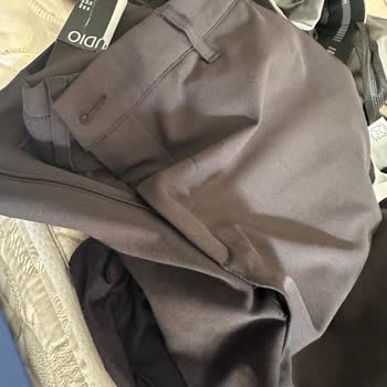 Defolu Pantolon Ve Zor İade Süreci