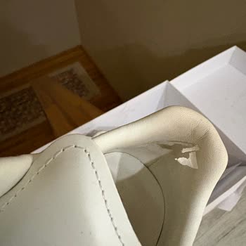 30.000 TL'lik Alexander McQueen Ayakkabısının Kısa Sürede Soyulması Ve Açıklamasız Ret