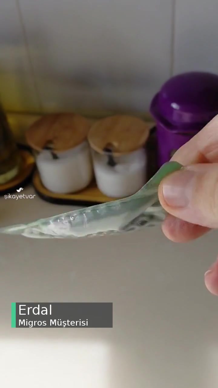 Migros Küflü Bozuk Ürün videonun kapak resmi