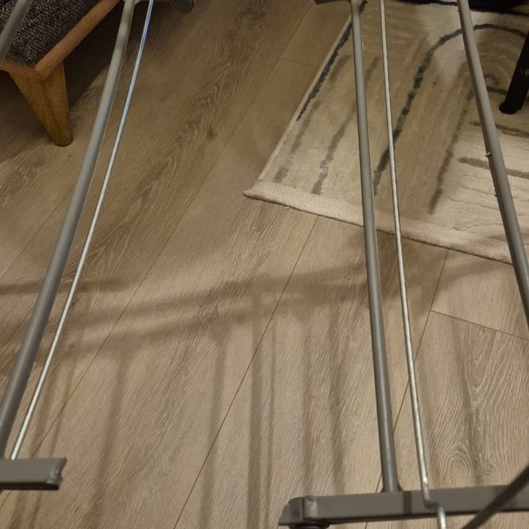 Perilla Kurutmalığın Kırılan Askılık Parçası İçin Yedek Parça Talebi