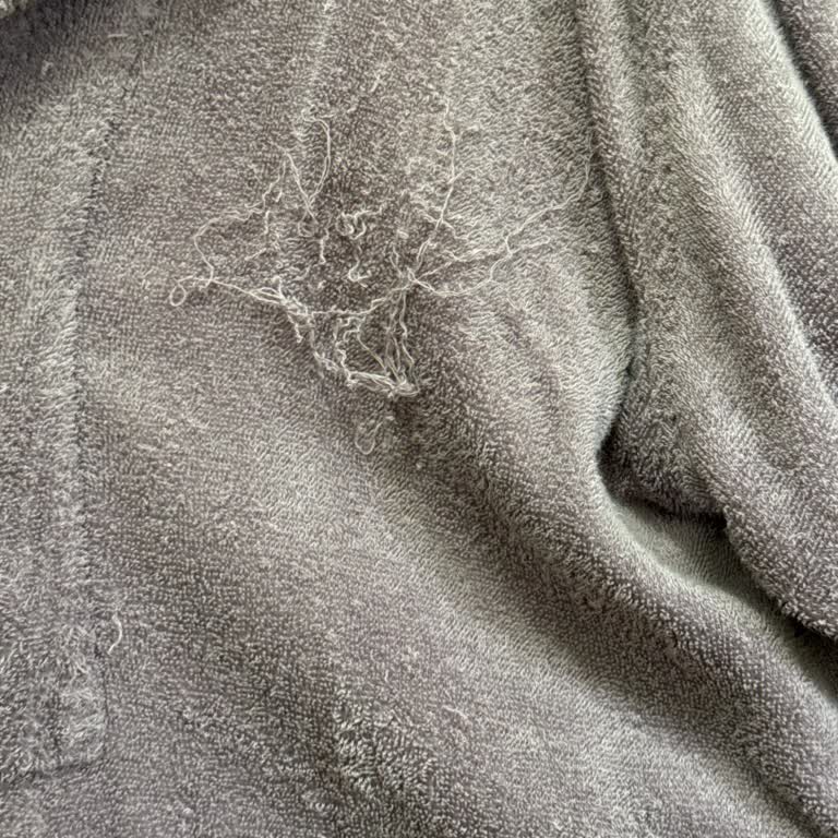 Beko Çamaşır Makinesi Çamaşırlarıma Yırtılma Ve Tüylenme Sebebi Oluyor, Servis Çözüm Sunamıyor