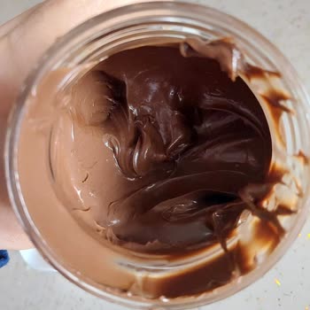 Bozuk Çikolata Ve Cevapsız Müşteri Hizmeti