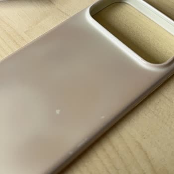 Orijinal Apple Kılıfının Hızlı Solması Ve Mağazanın Sorumluluk Reddi