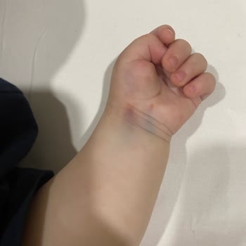 Bebek Uzun Süre Yalnız Bırakıldı Ve Kişisel Veriler Tehdit Olarak Kullanıldı