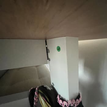 Orta Sehpanın Hatalı Montajı Ve Masamın Kullanılamaz Durumu