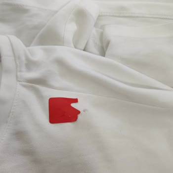 Mavi Mağazası Üretim Hatasını Kullanıcı Hatası Gibi Reddetti